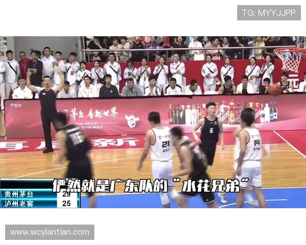 广东宏远与浙江稠州激战正酣 双方全力争夺CBA季后赛席位 广东宏远与浙江稠州激战正酣 双方全力争夺CBA季后赛席位