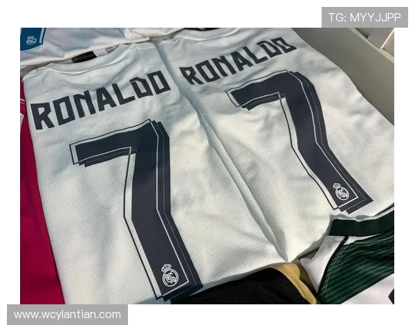 史蒂文杰拉德辉煌岁月与英伦足球精神传承之路