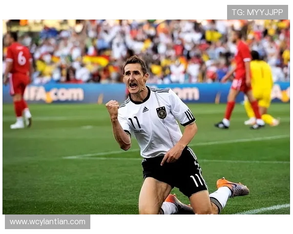 足坛传奇射手米罗斯拉夫克洛泽辉煌生涯与永恒进球记忆