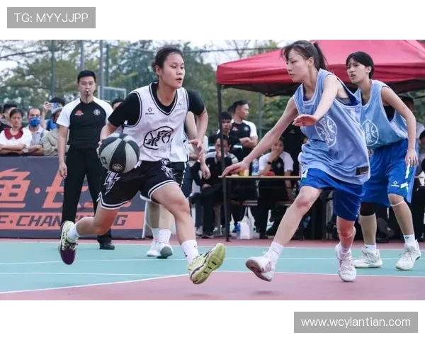 广州篮球队在篮球节奏排行榜中荣获第三名的精彩表现分析