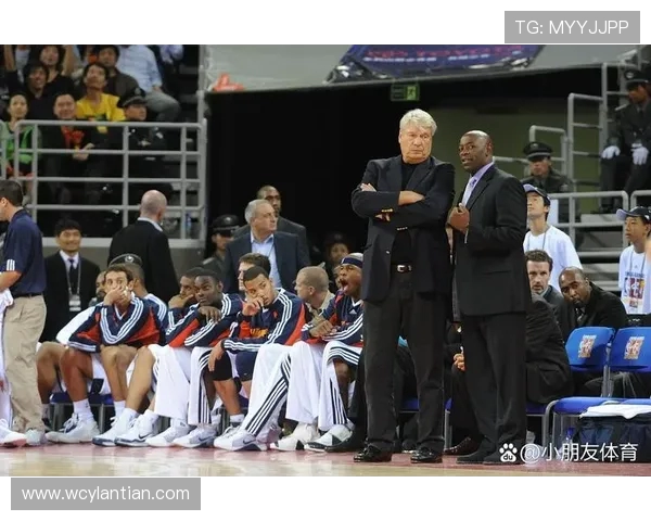 2015年尼克斯与热火激战回顾：经典对决中的传奇时刻与球员表现分析